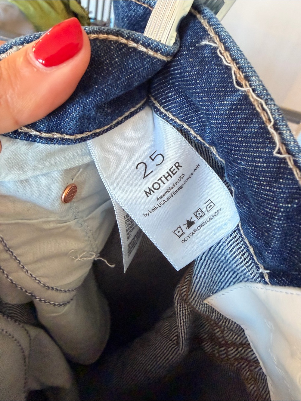 MOTHER Navy Blue Cropped Wide-Leg Jeans - Picture 9 of 9